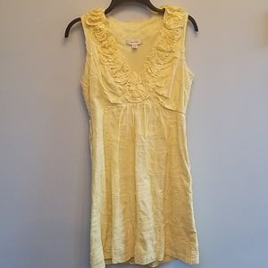Sleeveless v-neck Yellow summer dress